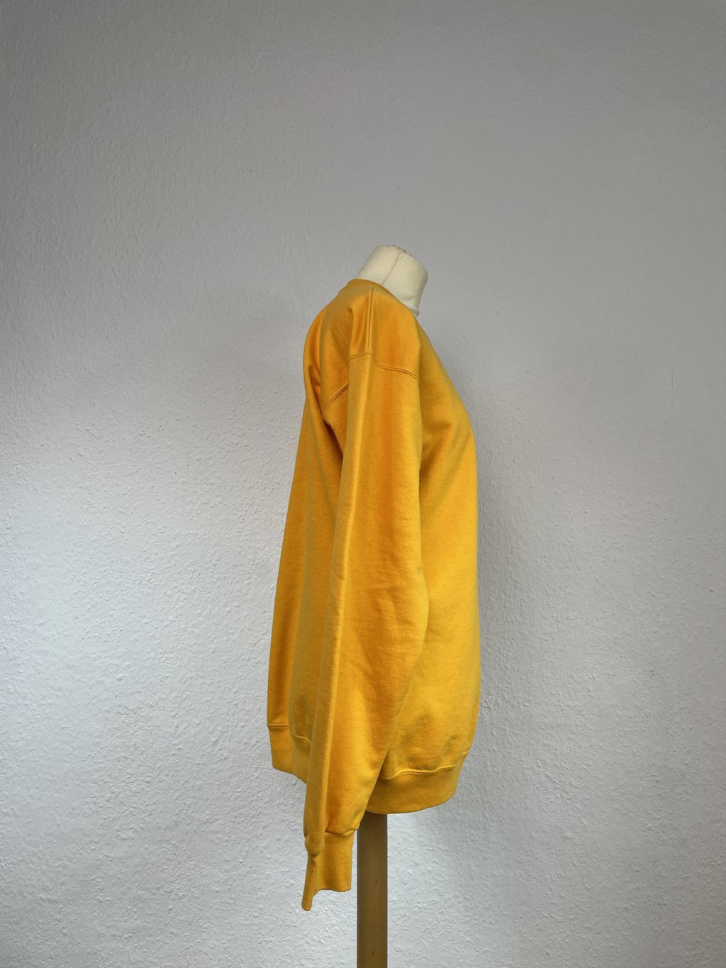 20471120 / Hyoma Crewneck Pullover