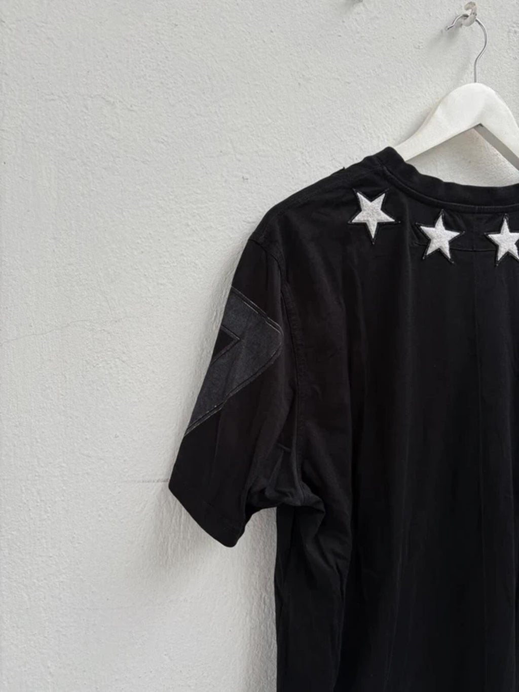 Givenchy SS2017 by Riccardo Tisci Black Stars T-Shirt