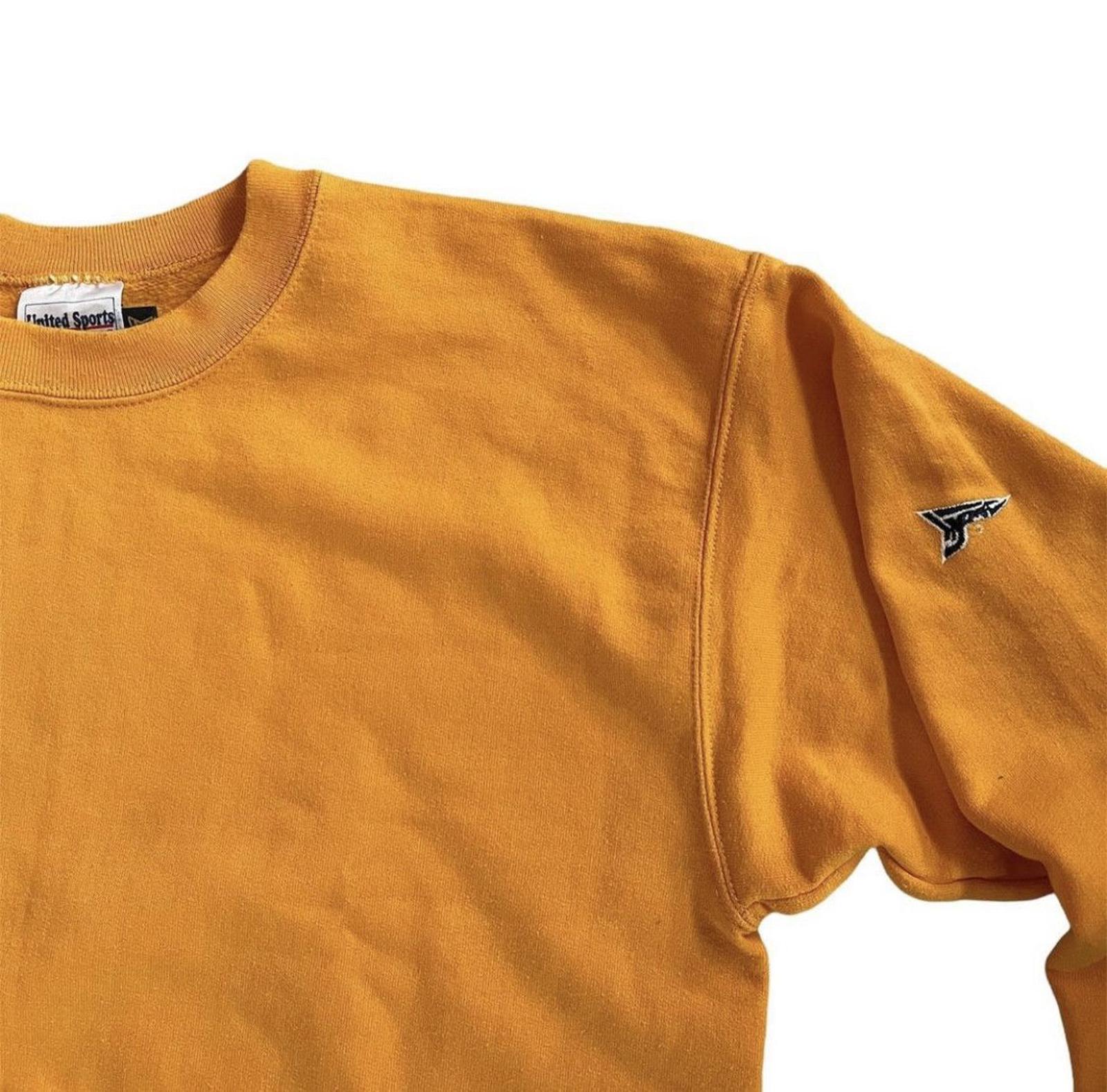 20471120 / Hyoma Crewneck Pullover