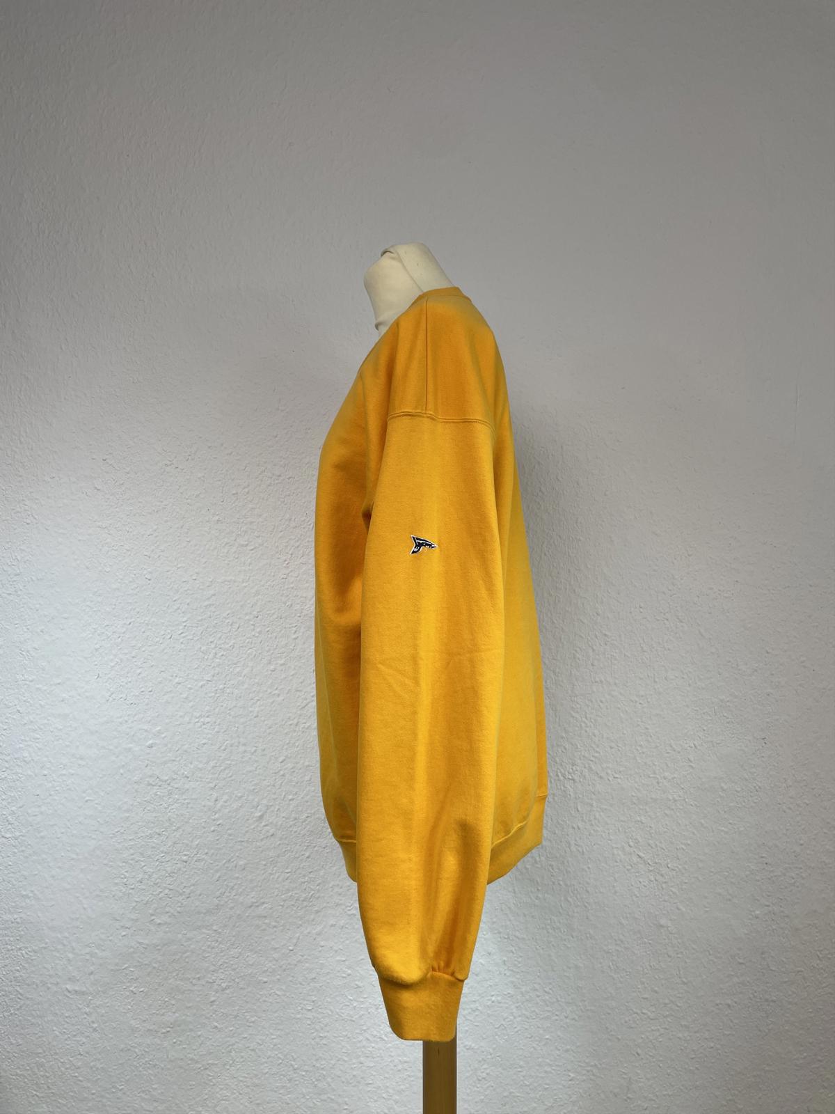 20471120 / Hyoma Crewneck Pullover
