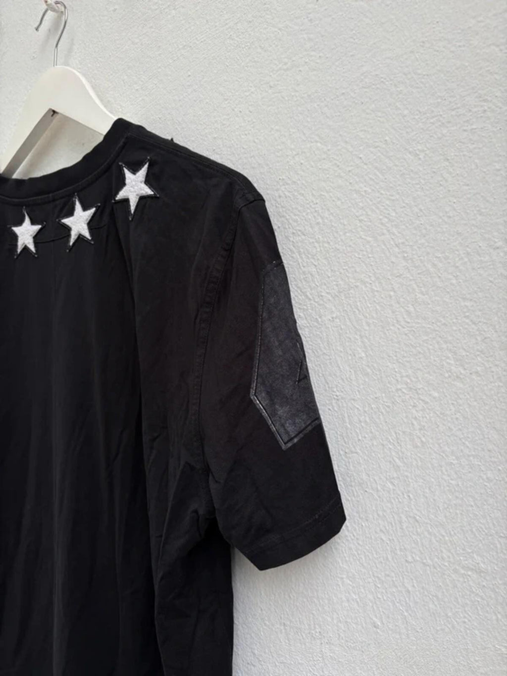 Givenchy SS2017 by Riccardo Tisci Black Stars T-Shirt